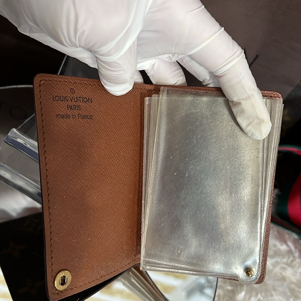 Louis Vuitton Monogram Card Case - Picture 7 of 13